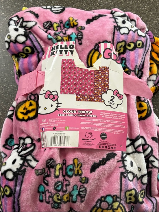Hello Kitty Other - NEW Hello Kitty Pink Cloud Halloween Oversized Cozy Throw Blankets - 2 Pack